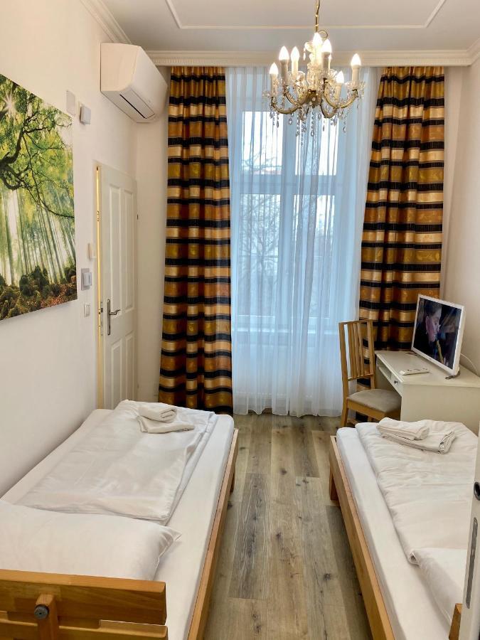 Ajo Vienna Central Room - Contactless Check-In Ngoại thất bức ảnh