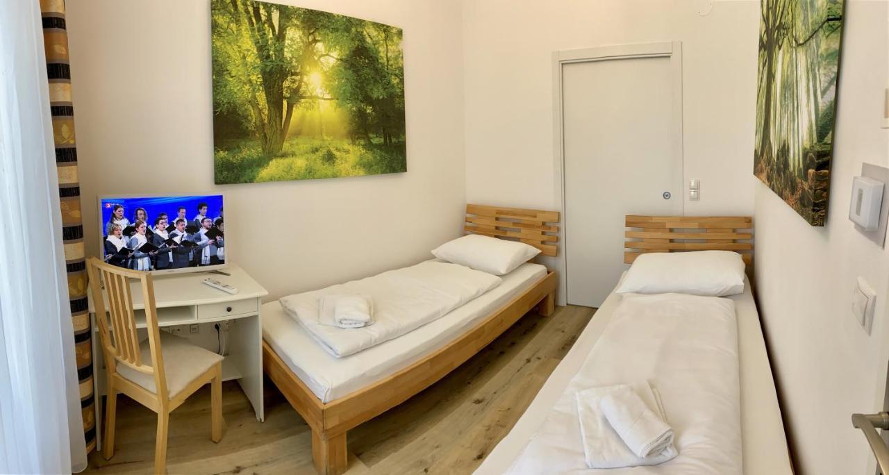Ajo Vienna Central Room - Contactless Check-In Ngoại thất bức ảnh