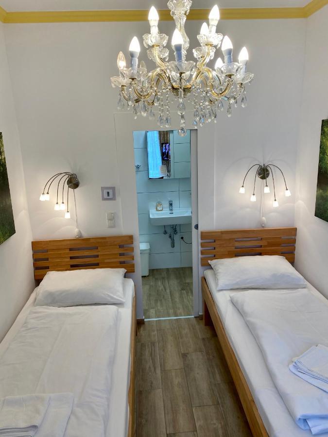 Ajo Vienna Central Room - Contactless Check-In Ngoại thất bức ảnh