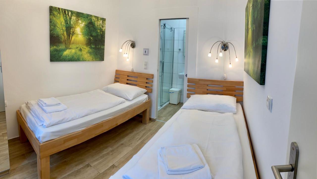 Ajo Vienna Central Room - Contactless Check-In Ngoại thất bức ảnh