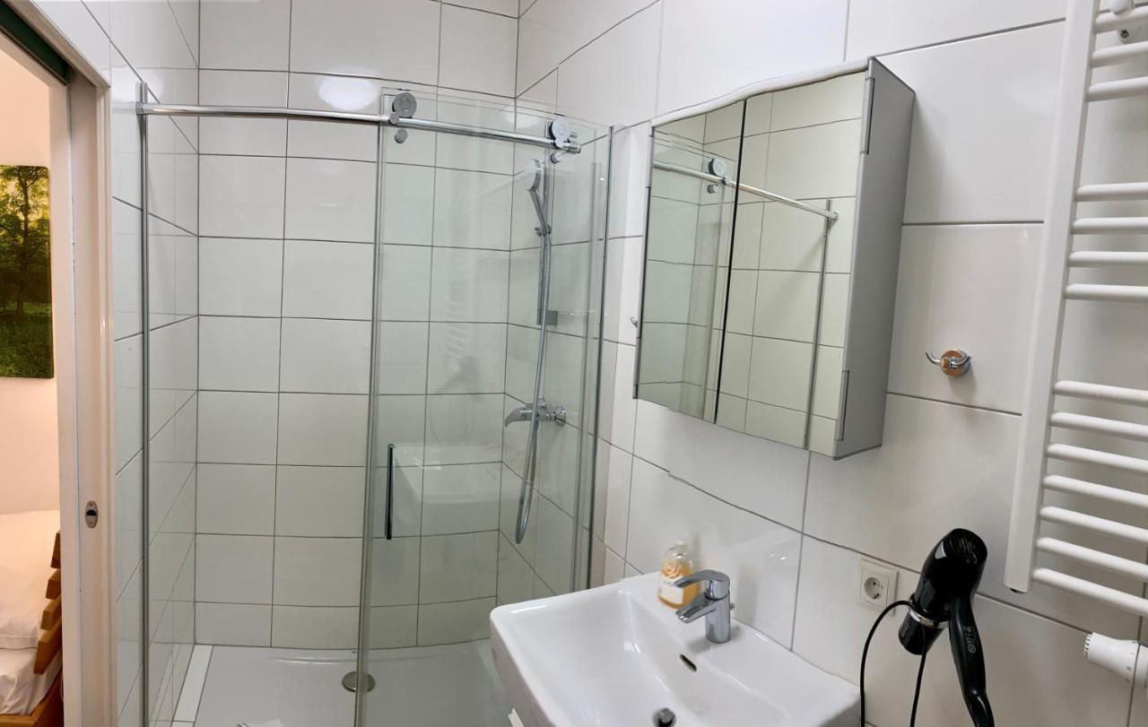 Ajo Vienna Central Room - Contactless Check-In Ngoại thất bức ảnh